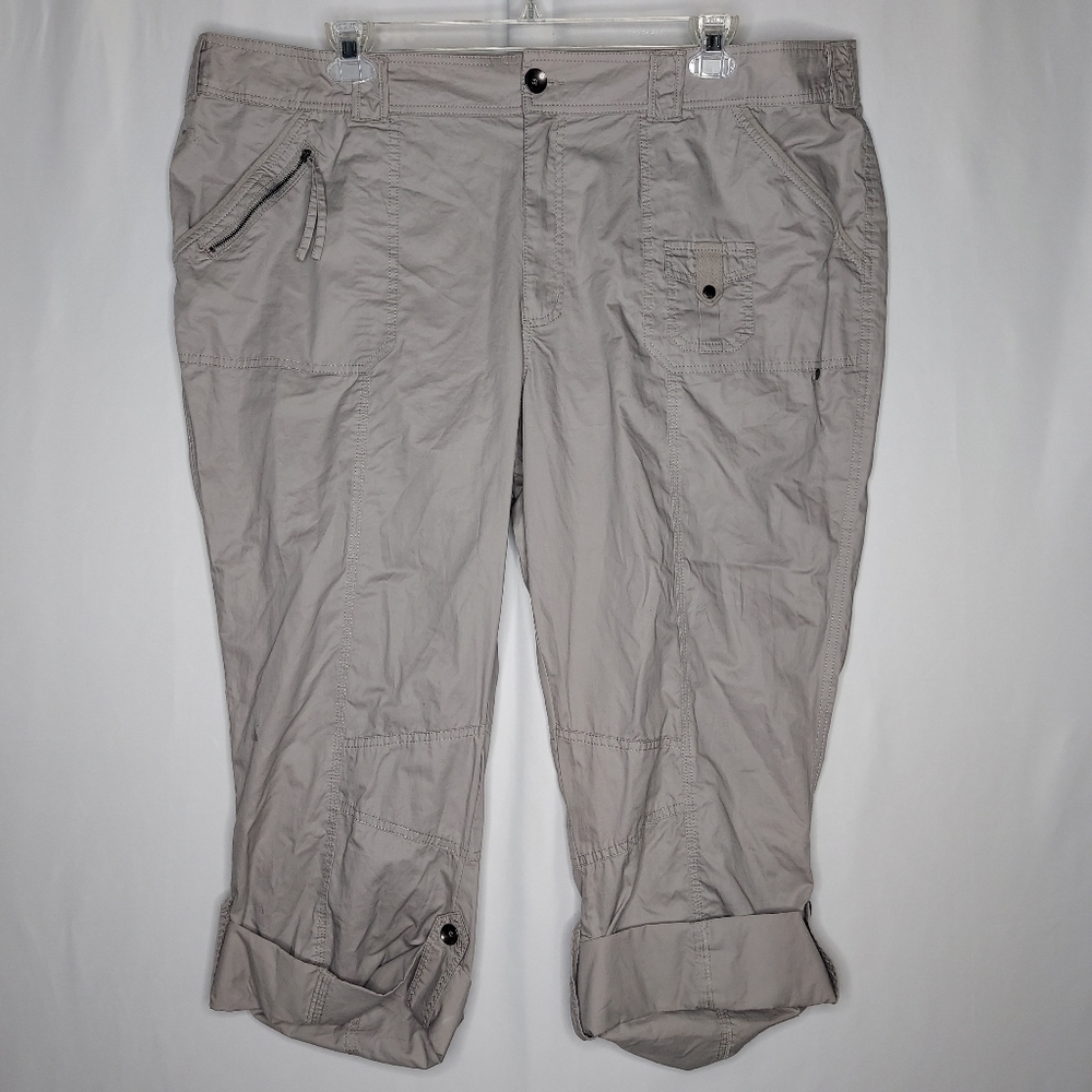 Monroe Main Utility Capri Pants Women 24W Beige Twill Straight Adjustable Pocket